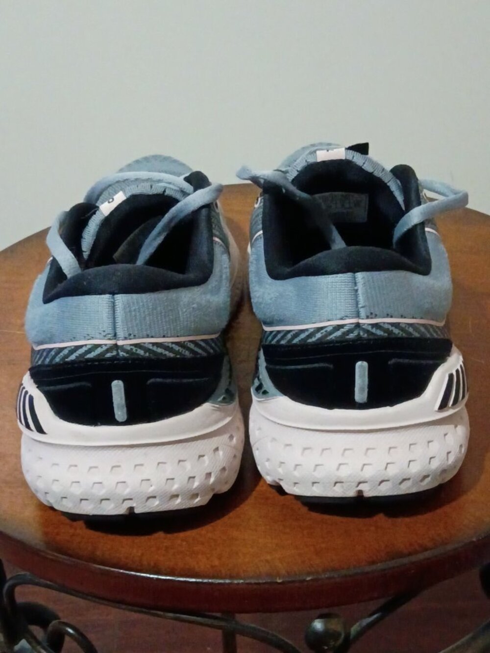 Brooks Womens Transcend 7 1203191B074 Gray Pink Running Shoes Sneakers Size 8 B - Picture 10 of 14